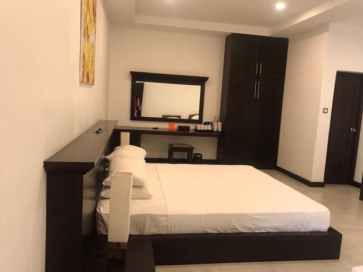 Rajarata Hotel Anurâdhapura Extérieur photo
