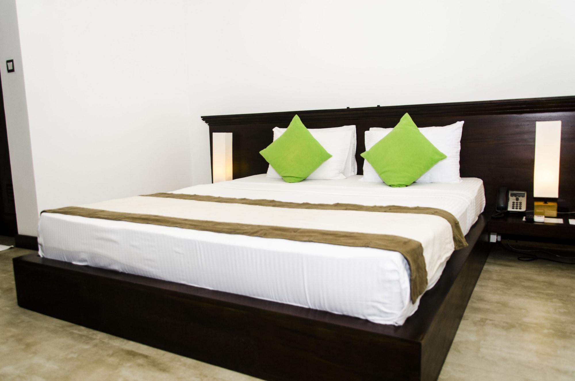Rajarata Hotel Anurâdhapura Extérieur photo