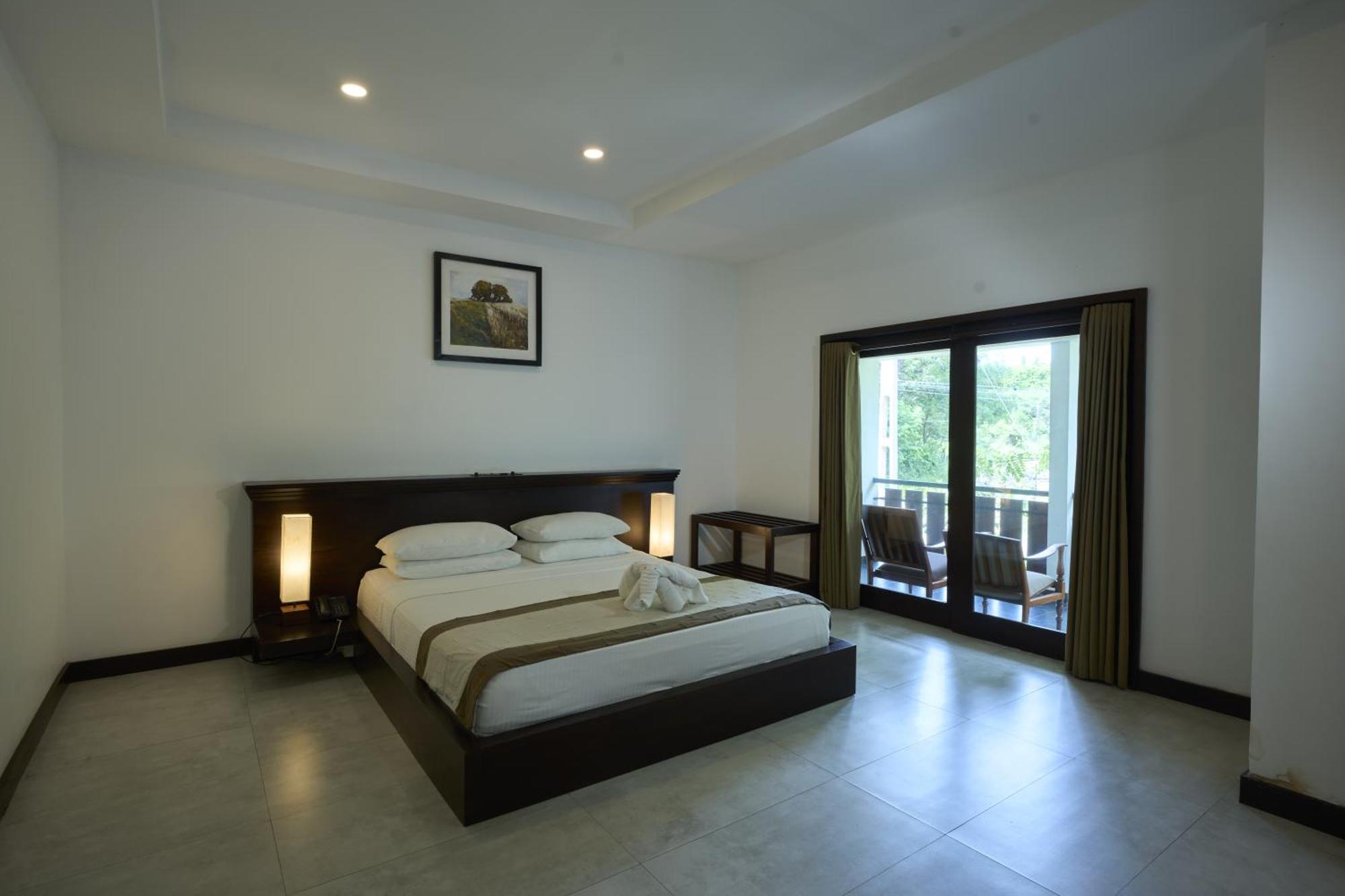 Rajarata Hotel Anurâdhapura Extérieur photo